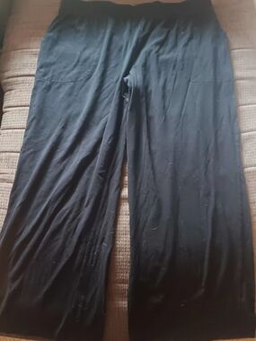 Men's Black Lightweight Knit Joggers